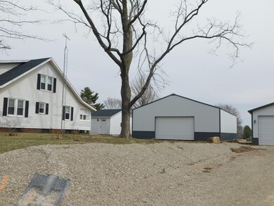 304 S Main St, Grandview, IA 52752 - photo 3