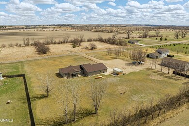 8646 Hogue Road, Bismarck, ND 58503