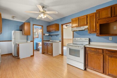 358 East St unit 358, Ludlow, MA 01056 - photo 4