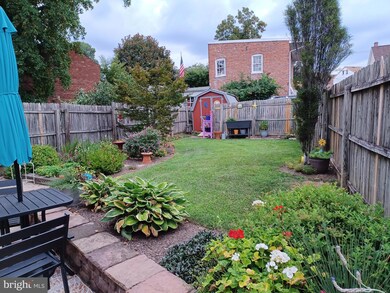 127 S 5th St, Columbia, PA 17512 - photo 2