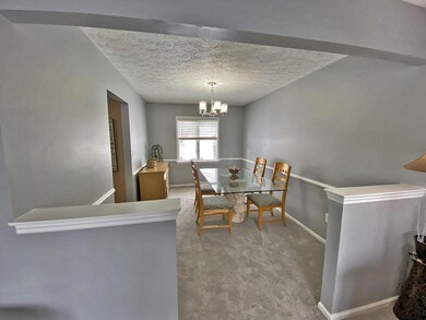 6223 Skywae Dr, Columbus, OH 43229 - photo 4