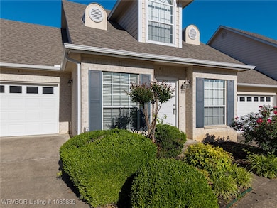 2808 May Branch Point, Fort Smith, AR 72903 - photo 2