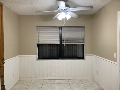 Dining area - Unit A