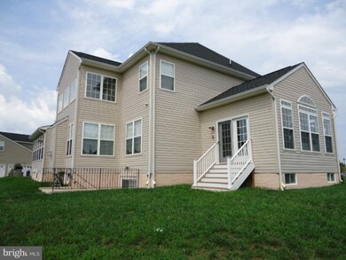 6721 Sand Cherry Way, Clinton, MD 20735 - photo 2