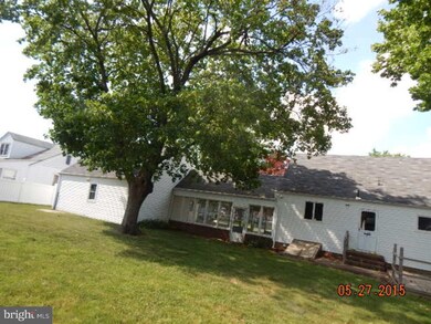 6 Elm Ave, Bordentown, NJ 08505 - photo 3