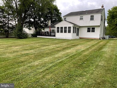 1633 Latch String Ln, Hatfield, PA 19440 - photo 4