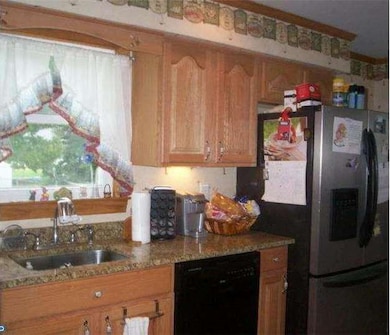 311 Woodbine Ave, Westville, NJ 08093 - photo 4