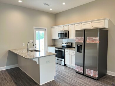 198 Red Tail Cir, Byron, GA 31008 - photo 4