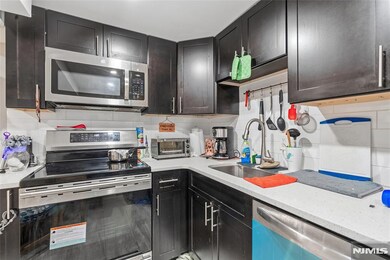 137A Dekalb Ave, Jersey City, NJ 07306 - photo 6