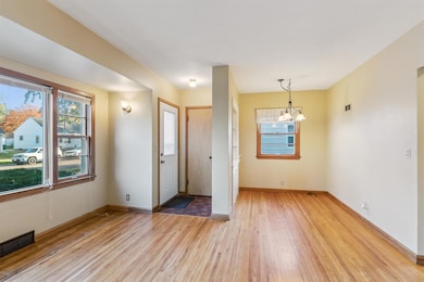 1212 Byron Ave, Waterloo, IA 50702 - photo 4