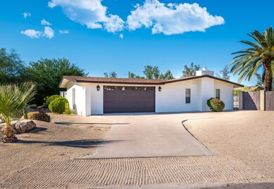 Garage / Driveway