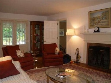 48 Dana St, Amherst, MA 01002 - photo 4