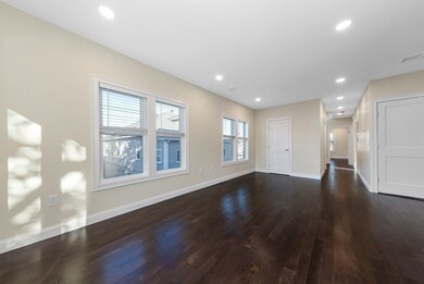161 4th St unit 2, Medford, MA 02155 - photo 4