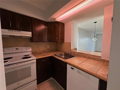 Kitchen sink area