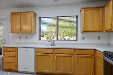 2413 Totem Pole Ct, Las Vegas, NV 89134 - photo 6