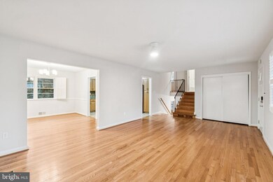 1624 41st St N, McLean, VA 22101 - photo 4