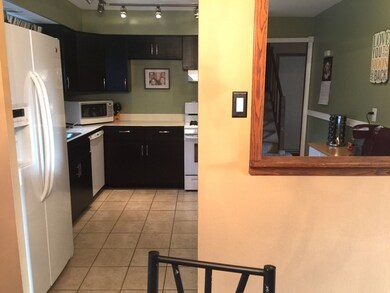 15231 Hamlin Ave, Midlothian, IL 60445 - photo 5