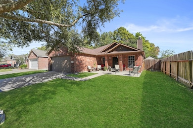 12014 Green Coral Dr, Houston, TX 77044 - photo 4