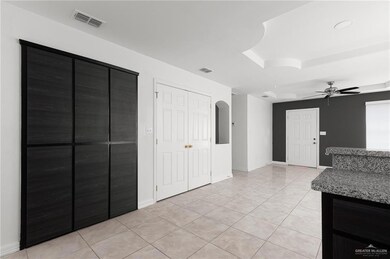 212 Caramel Dr, Alamo, TX 78516 - photo 6