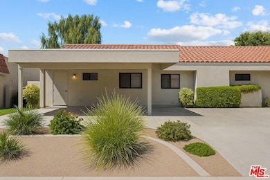 40513 Bay Hill Way, Palm Desert, CA 92211 - photo 2