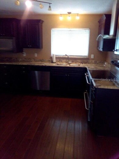 911 Hillside Ct S, Winter Haven, FL 33881 - photo 4