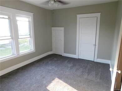 197 Miller St, North Tonawanda, NY 14120 - photo 4