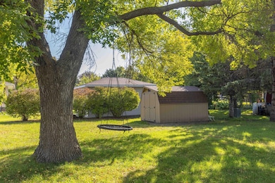 604 5th Ave SE Barnsville-3.jpg