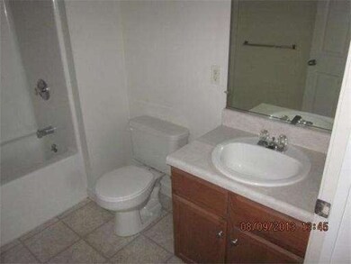 Spicket Commons unit 413, Methuen, MA 01844 - photo 7