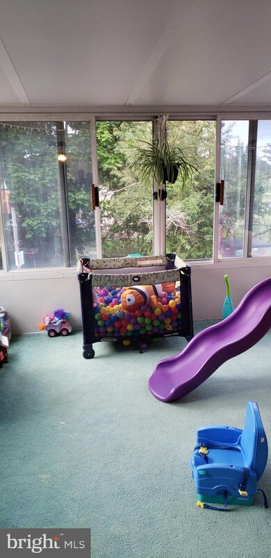 301 Golf Rd, Darby, PA 19023 - photo 3