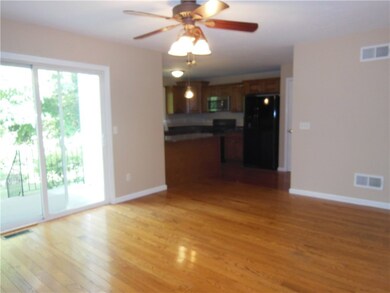 Great space in this kitchen and dining room with s