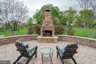 142 Magnolia Dr, Phoenixville, PA 19460 - photo 4