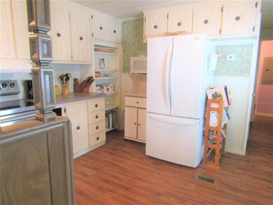 122 Saint Martins Way, Apollo Beach, FL 33572 - photo 6