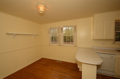 1009 Sioux Dr, Jacksonville, NC 28540 - photo 7