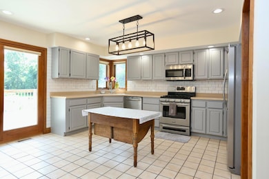 8481 E 93rd Ave, Crown Point, IN 46307 - photo 2