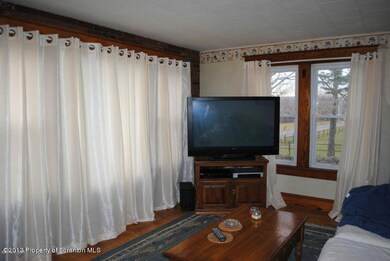 426 Gravity Rd, Lake Ariel, PA 18436 - photo 4