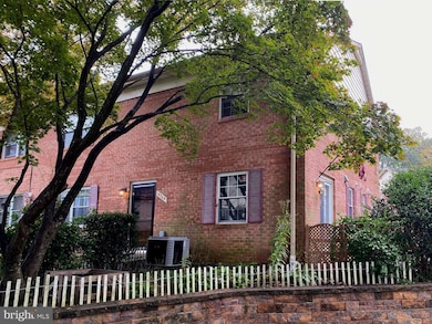 9765 Hagel Cir unit D, Lorton, VA 22079 - photo 4