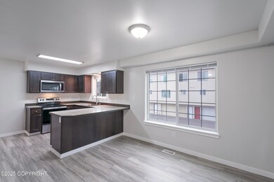 photos_high_resolution_04_3503_E_16th_Av