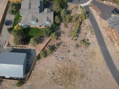 2561 SW 43rd Ct, Redmond, OR 97756 - photo 6