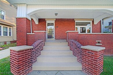 811 Broad Ave NW, Canton, OH 44708 - photo 3