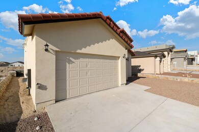13685 Glen Vista Ln, Horizon City, TX 79928 - photo 3