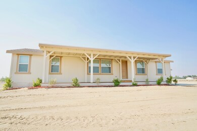5656 Sue Ave, Rosamond, CA 93560 - photo 3