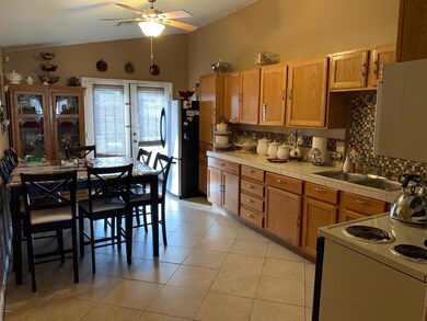 2133 W Sherman St, Phoenix, AZ 85009 - photo 6