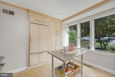 11032 Thrush Ridge Rd, Reston, VA 20191 - photo 7