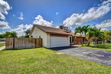 9783 Richmond Cir, Boca Raton, FL 33434 - photo 2