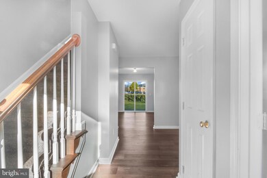 302 Unity Ln unit B, Annapolis, MD 21401 - photo 2