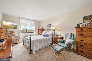 Strath Haven Condominiums unit 1110, Swarthmore, PA 19081 - photo 4