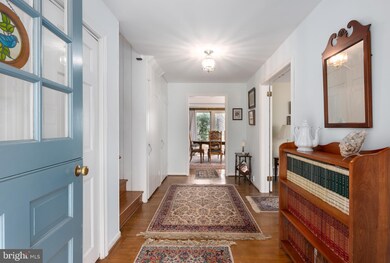 918 Weldon Ln, Bryn Mawr, PA 19010 - photo 4