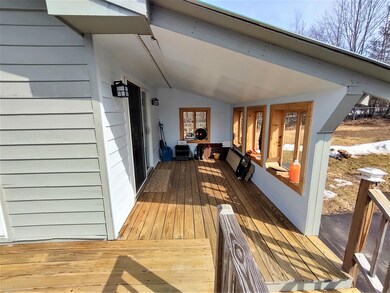 Entry Deck