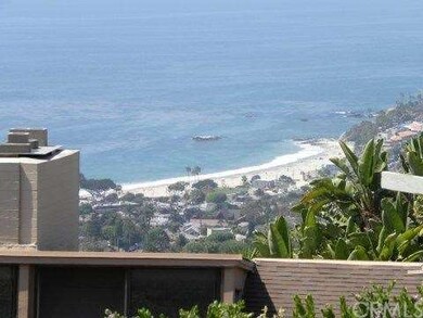 MAIN BEACH LAGUNA