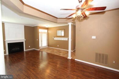 13861 Gullane Dr unit 92, Woodbridge, VA 22191 - photo 3